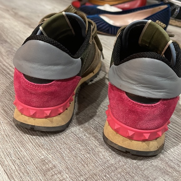 Valentino Rockrunner Camo Sneakers Size 6.5! - Picture 3 of 9